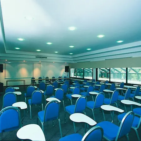 Flores Hotel 4*