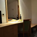 Flores Hotel Porec