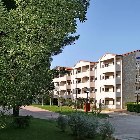 Hotel Flores 4*