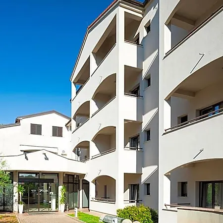 Flores 4* Poreč