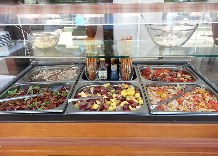 Flores فندق بوريتش