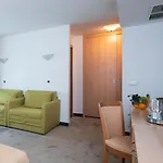 Flores 4* Poreč